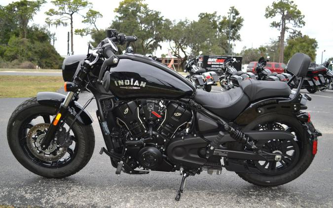 2025 Indian Motorcycle Scout® Bobber Black Metallic