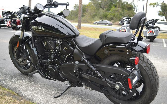 2025 Indian Motorcycle Scout® Bobber Black Metallic