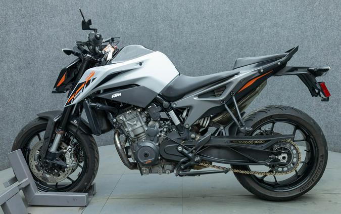 2024 KTM 790 DUKE
