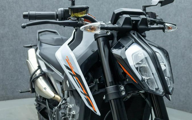 2024 KTM 790 DUKE