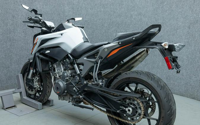 2024 KTM 790 DUKE