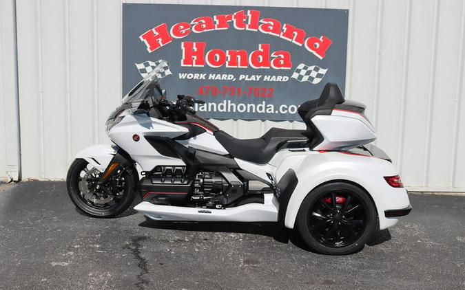 2024 Honda® Gold Wing Tour Automatic DCT CSC ENCORE TRIKE