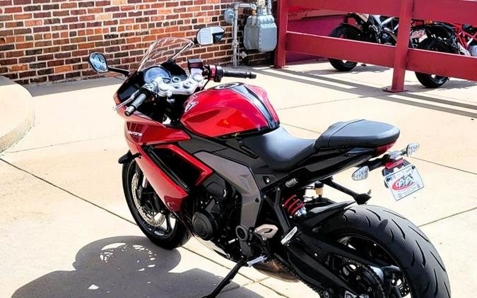 2025 Triumph Daytona 660 Carnival Red/Sapphire Black