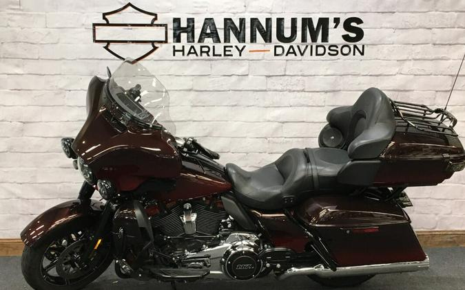 2018 Harley-Davidson CVO Limited Burgundy Cherry Sunglo Fade FLHTKSE