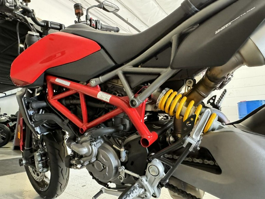 2020 Ducati Hypermotard 950 Red