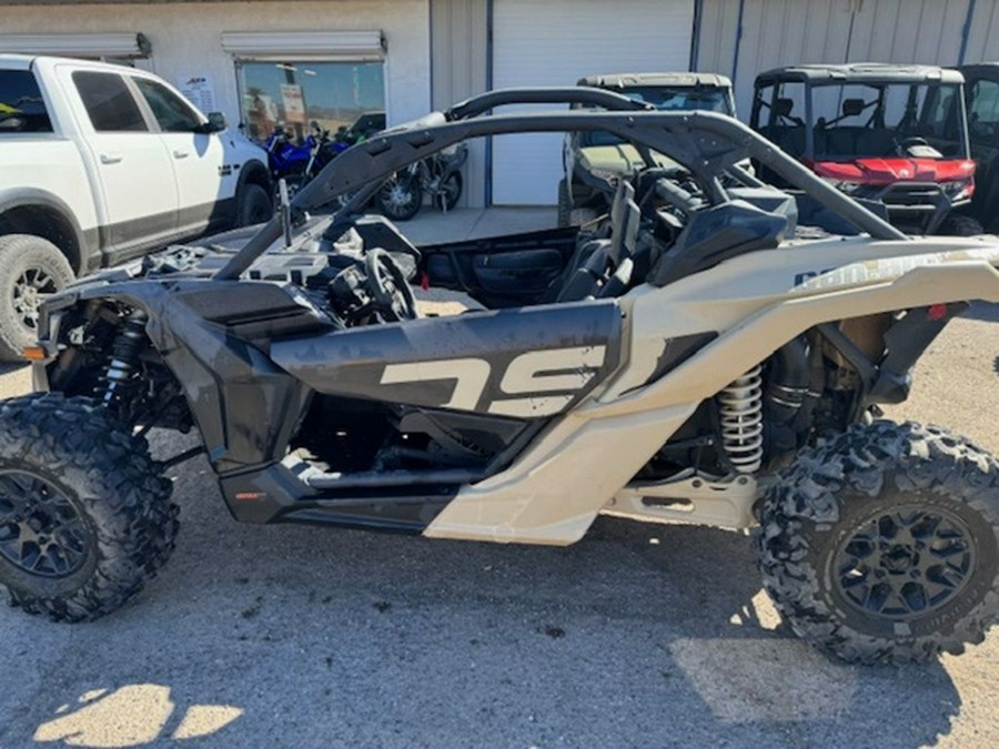 2022 Can-Am Maverick X3 DS Turbo Desert Tan & Carbon Black
