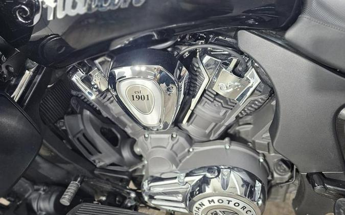 2023 Indian Motorcycle® Pursuit Limited Black Metallic