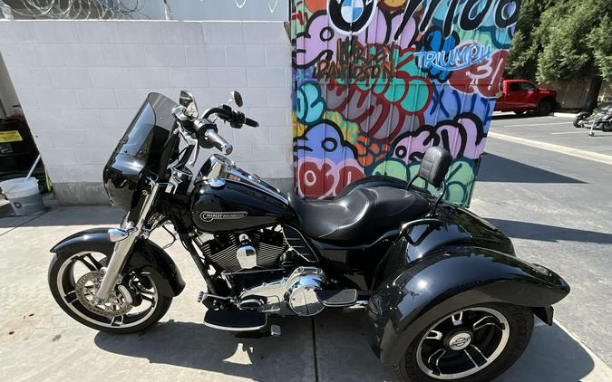2015 HARLEY Freewheeler