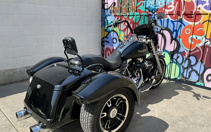 2015 HARLEY Freewheeler