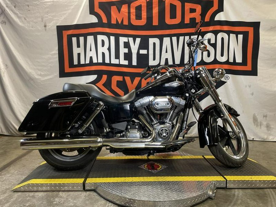 2016 Harley-Davidson® FLD - Dyna® Switchback™