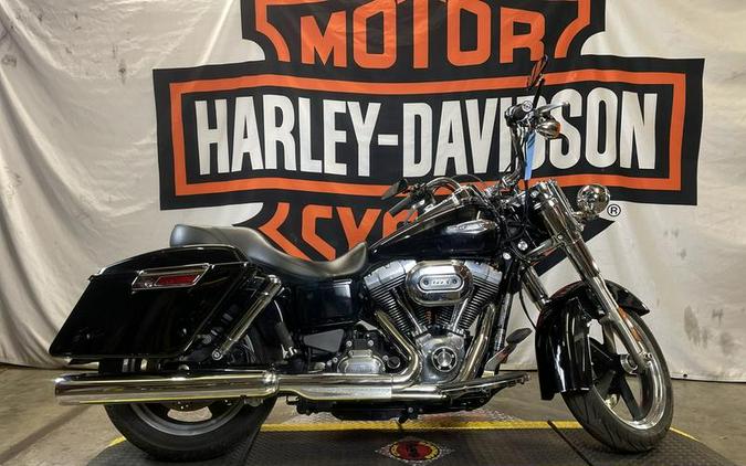 2016 Harley-Davidson® FLD - Dyna® Switchback™