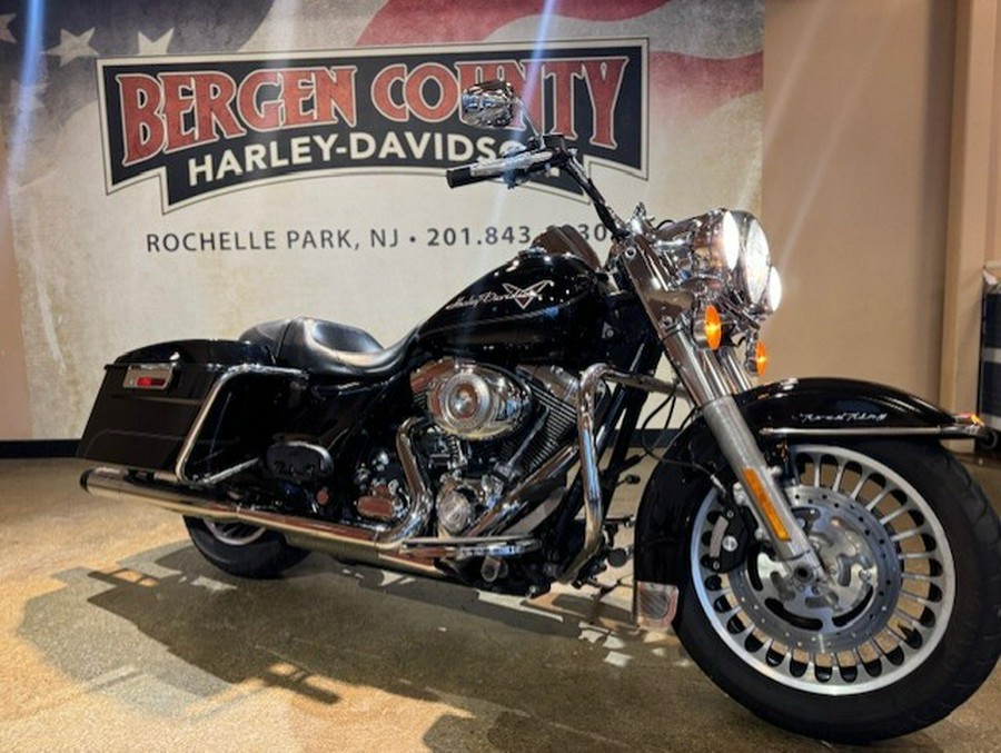 2010 Harley Davidson Road King® FLHR