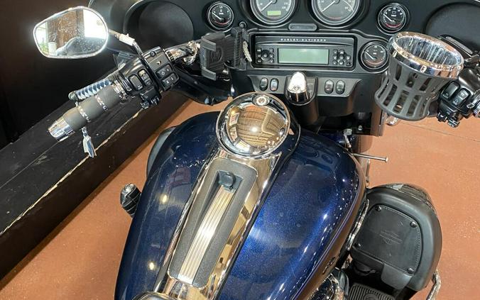 2012 Harley-Davidson Tri Glide Ultra FLHTCUTG