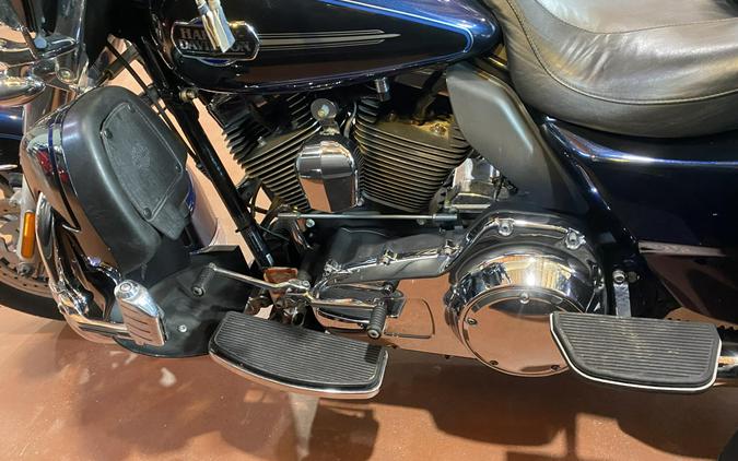 2012 Harley-Davidson Tri Glide Ultra FLHTCUTG