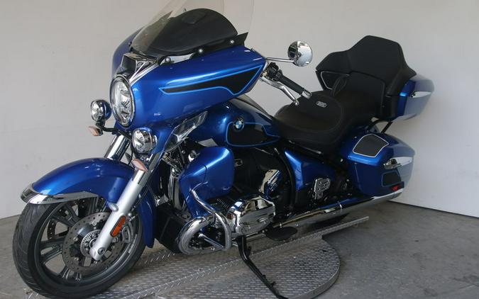 2024 BMW R 18 Transcontinental Racing Blue Metallic