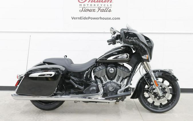 2024 Indian Motorcycle® Chieftain® Black Metallic