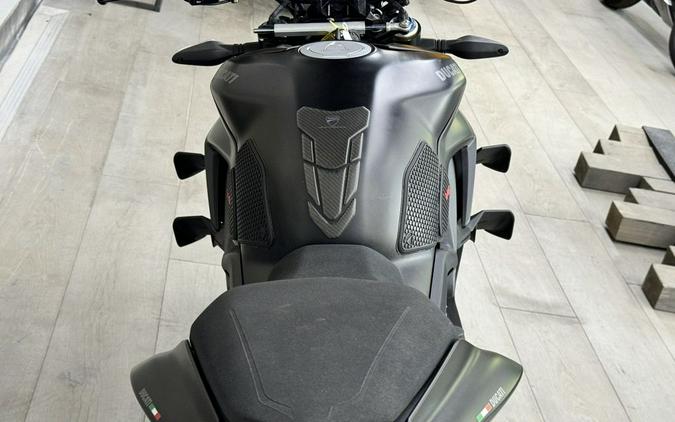 2022 Ducati Streetfighter V4 S Dark Stealth