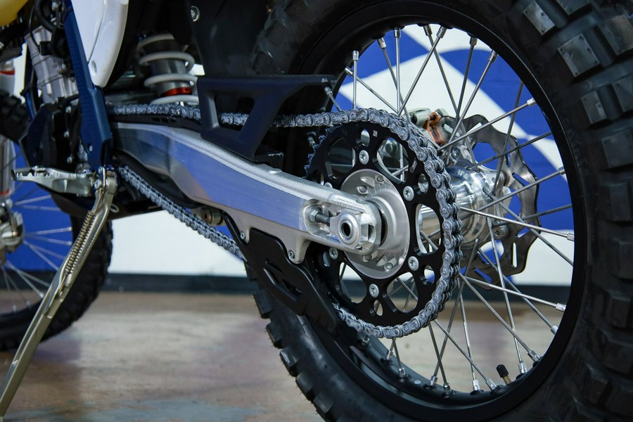 2026 FE 501s - Husqvarna Motorcycles