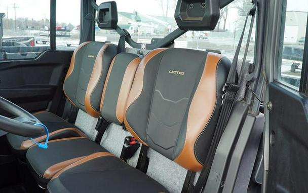 2022 Can-Am® Defender Limited HD10