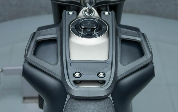 2022 HUSQVARNA SVARTPILEN 401 W/ABS