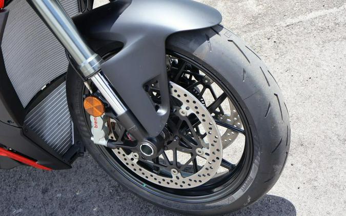 2026 DUCATI STREETFIGHTER V4