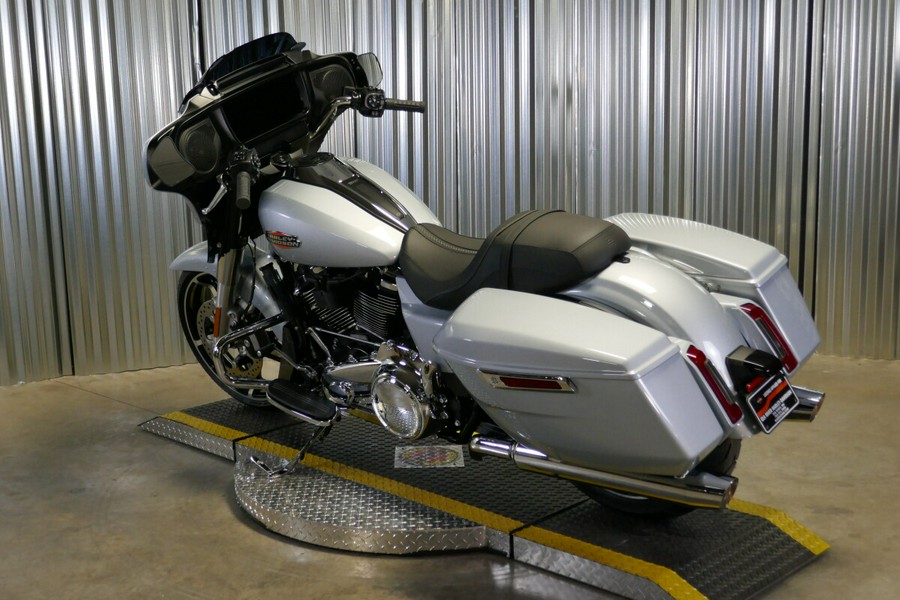 2025 Harley-Davidson Street Glide