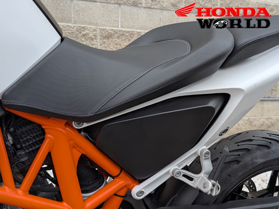 2015 KTM Duke 690 ABS
