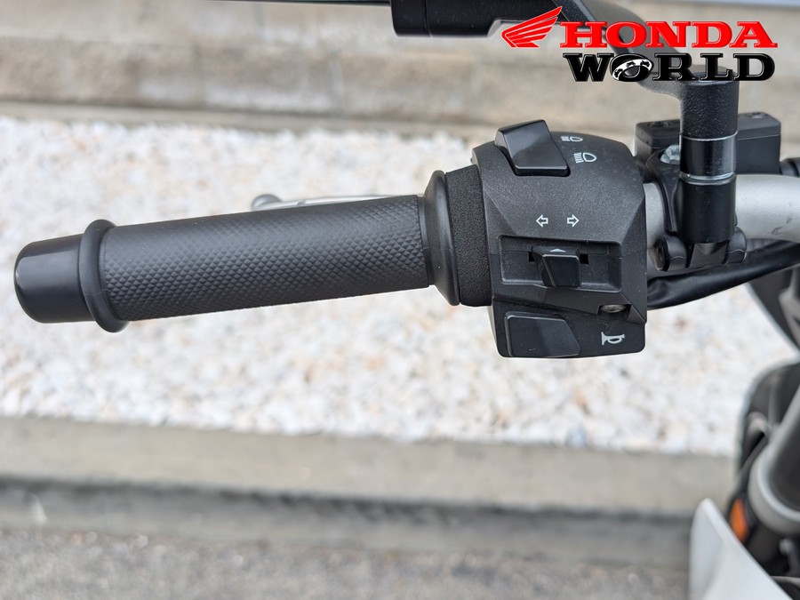 2015 KTM Duke 690 ABS