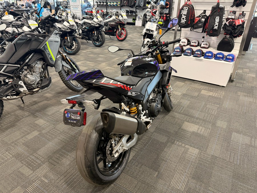 2027 Aprilia Tuono V4 Factory 1100