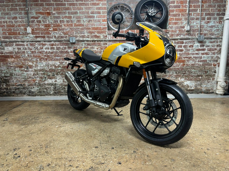 2026 Triumph Thruxton 400