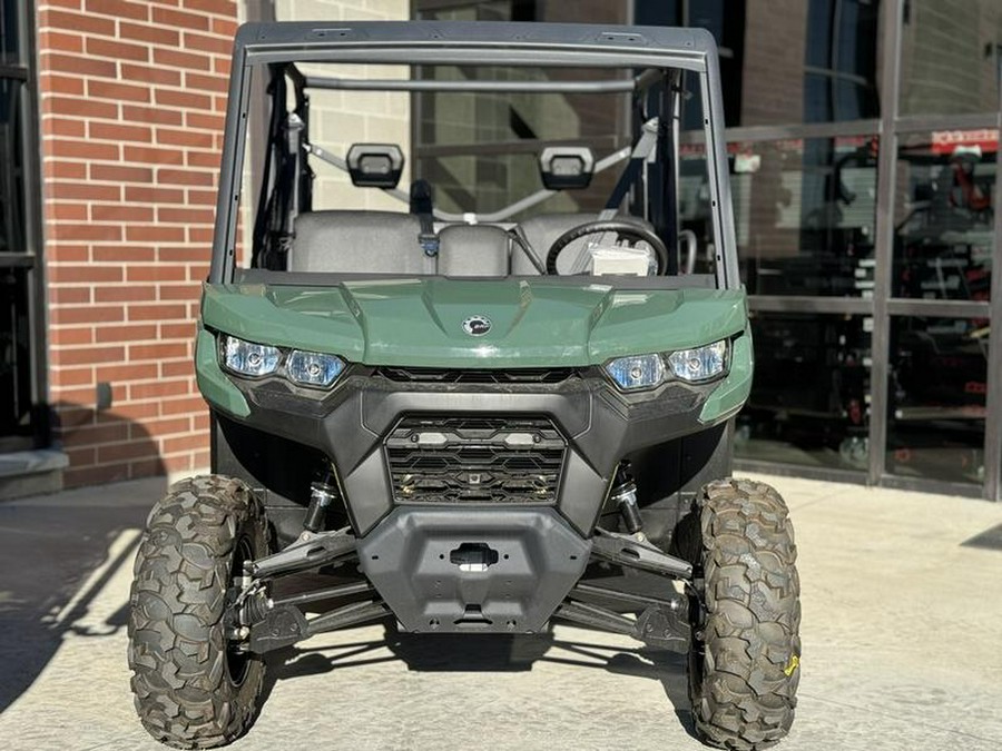 2023 Can-Am® Defender MAX HD7