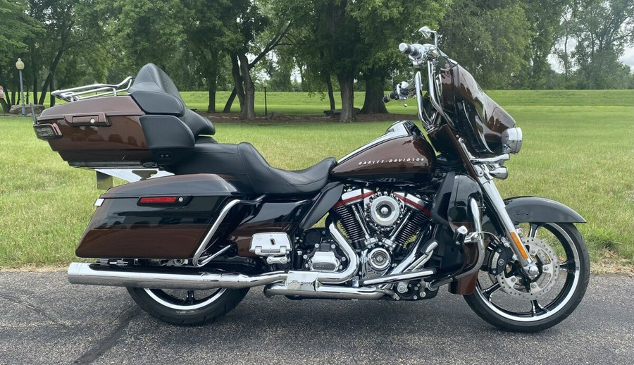 2019 Harley-Davidson CVO Limited Auburn Sunglo & Black Hole with Rich Bourbo