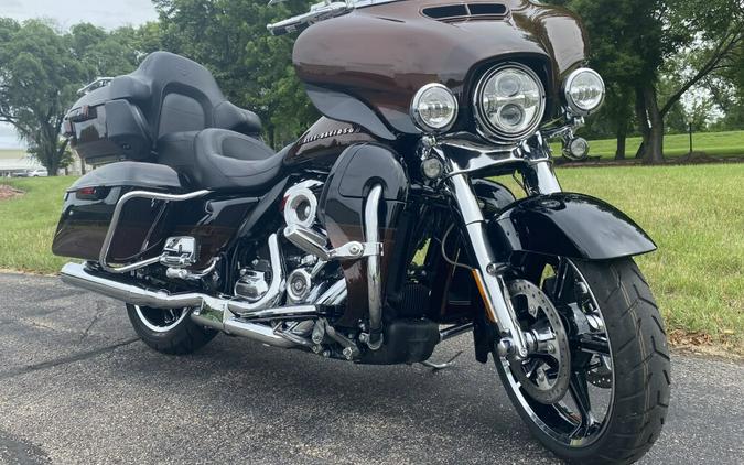 2019 Harley-Davidson CVO Limited Auburn Sunglo & Black Hole with Rich Bourbo