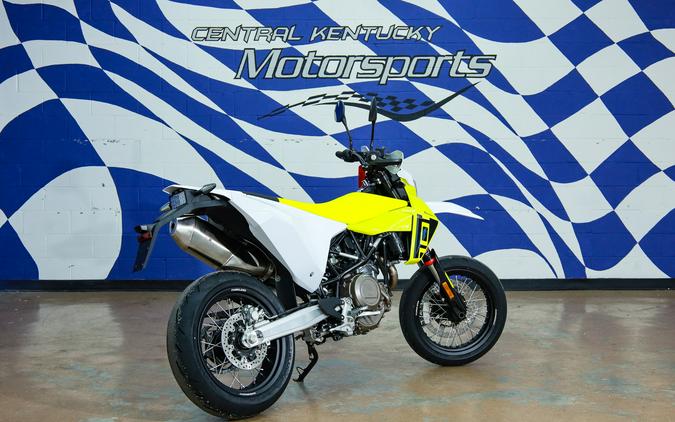 2026 Husqvarna Motorcycles Supermoto 701