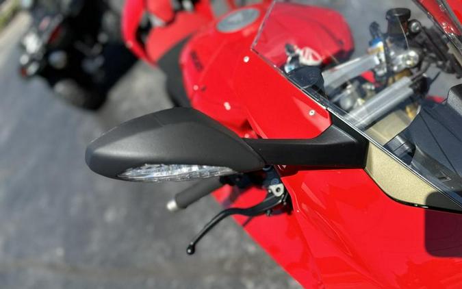 2022 Ducati Panigale V4 S Ducati Red