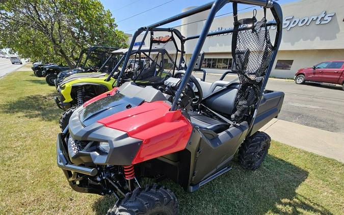 2024 Honda Pioneer 700 Deluxe