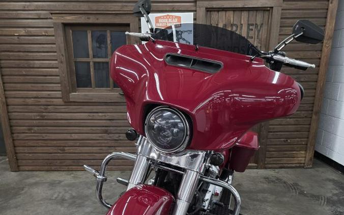 2021 Harley-Davidson® Street Glide® BILLIARD RED