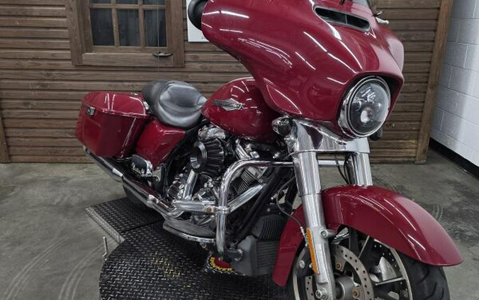 2021 Harley-Davidson® Street Glide® BILLIARD RED