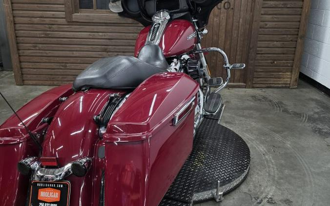 2021 Harley-Davidson® Street Glide® BILLIARD RED
