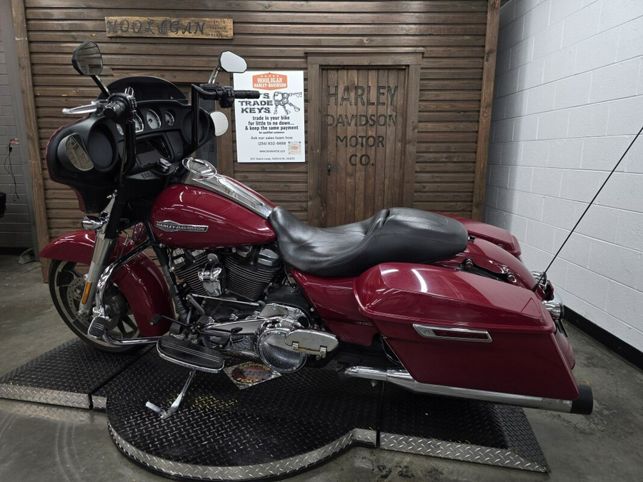 2021 Harley-Davidson® Street Glide® BILLIARD RED