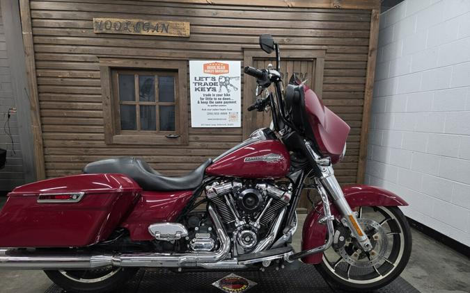 2021 Harley-Davidson® Street Glide® BILLIARD RED