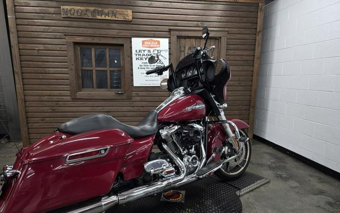 2021 Harley-Davidson® Street Glide® BILLIARD RED