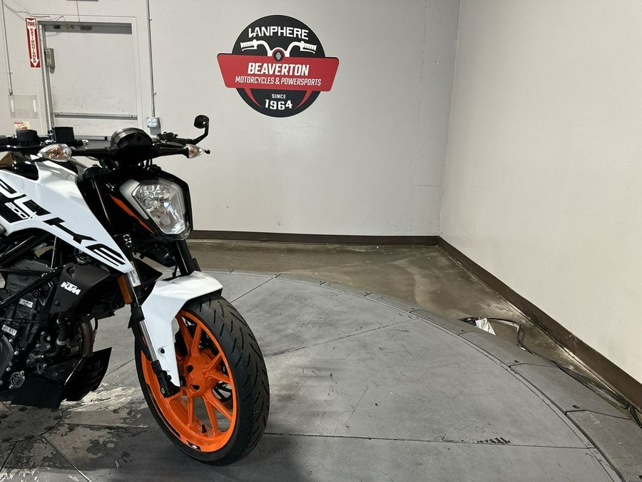2020 KTM Duke 200