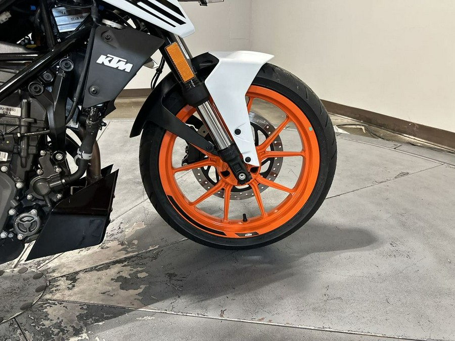 2020 KTM Duke 200