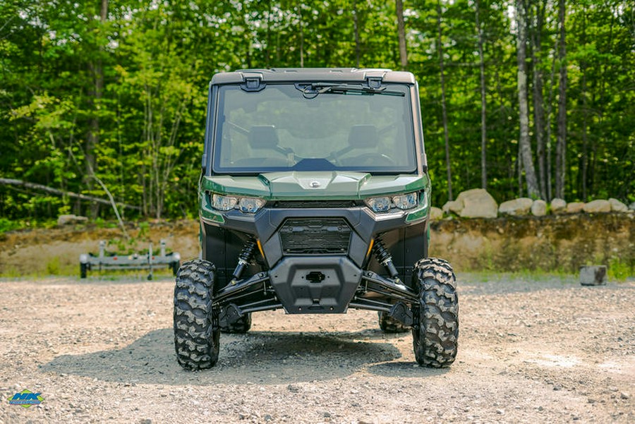 2024 Can-Am® Defender DPS CAB HD9