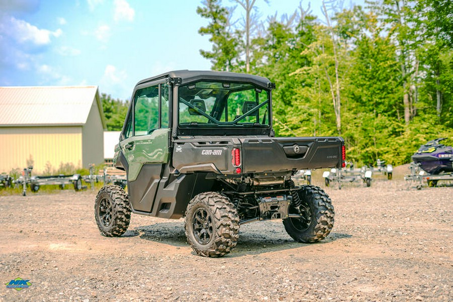 2024 Can-Am® Defender DPS CAB HD9