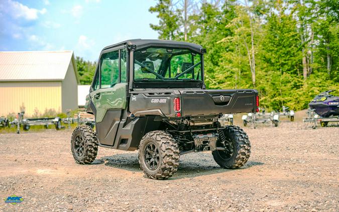 2024 Can-Am® Defender DPS CAB HD9