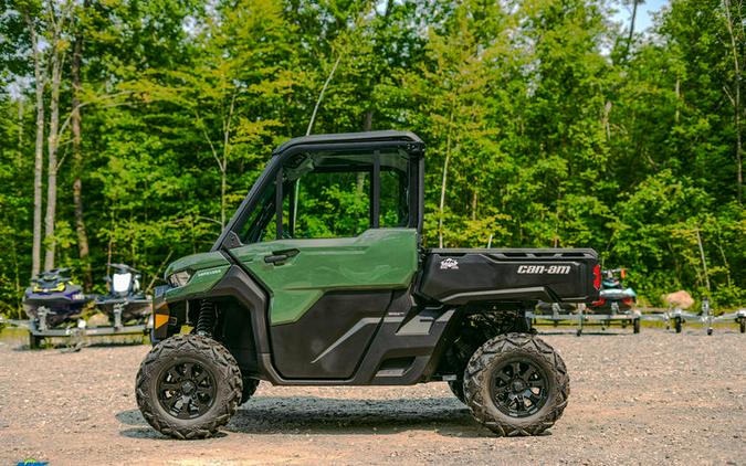 2024 Can-Am® Defender DPS CAB HD9