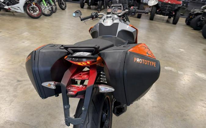 2017 KTM 1290 Super Duke GT