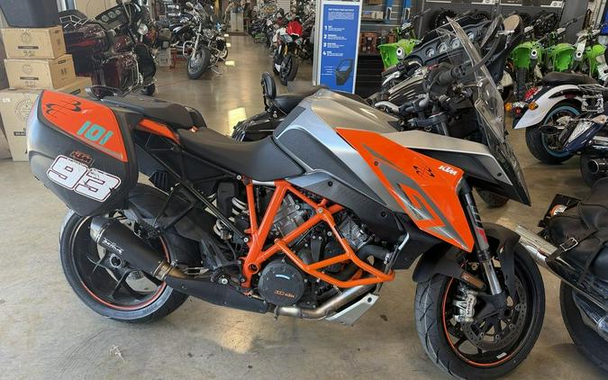 2017 KTM 1290 Super Duke GT